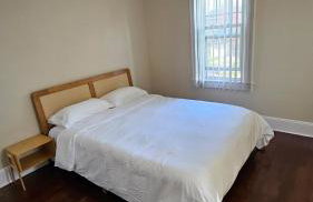 The Heart of Hicksville House - Photo 9