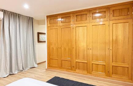 BookinMadrid - Puerta del Sol - Tirso De Molina - Foto 8