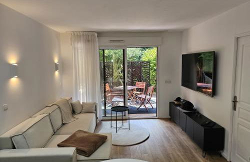 T2 Saint Jean de Luz - Résidence Iratzia - 200m plage - Piscine - Tennis - Foto 1