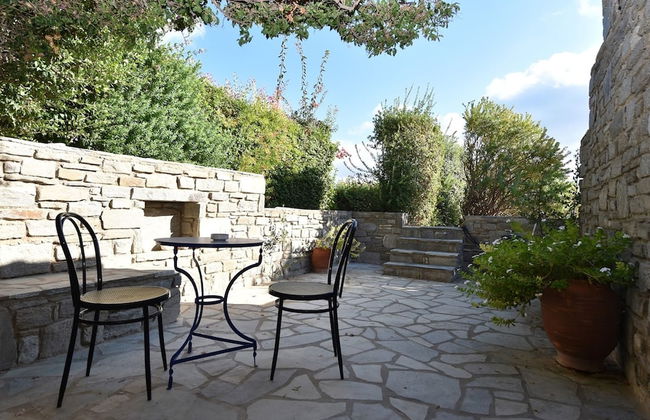 Sophia Villa Paros - Beachfront Villa at Lolantonis - Photo 41