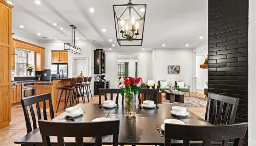 Heated Pool, Hot Tub, Mini Golf, Theater-Sleeps 28 - Foto 3