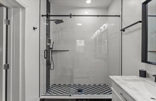 Luxury Ranch Master King Bed with heated Salted Pool - Foto 62