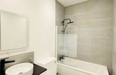 Cozystays Refurbed Modern Apartment Private Garden Free Parking - Foto 10