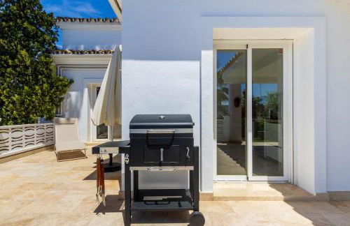 Villa Roco Marbella private pool and sea view - Photo 10