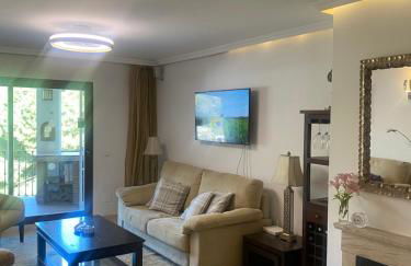 Modern Apartment in Benahavis Village Centre with Underground Parking - Photo 6