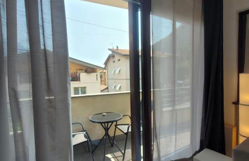 Onda del lago Mountain Lake Iseo Hospitality - Foto 10