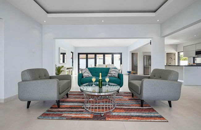 Brand New Modern Villa w 3BR 2 5BA Privatepool - Foto 5