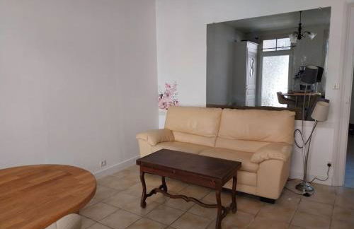 Cocon calme, 2 pièces Tours proche bord de Loire - Foto 1