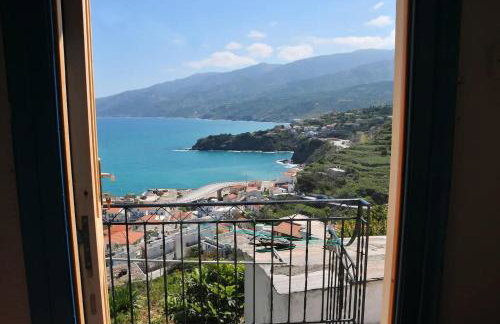 Ikaria - Evdilos village , Katsirifos - Photo 4