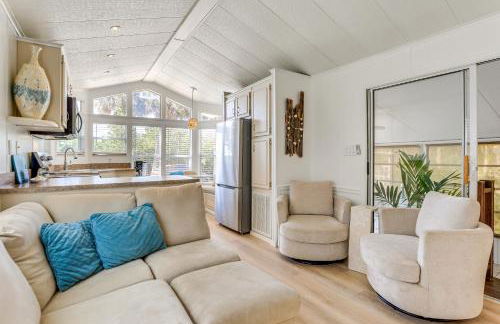 Community Pool and Perks! Nokomis Home 3 Mi to Beach - Foto 7