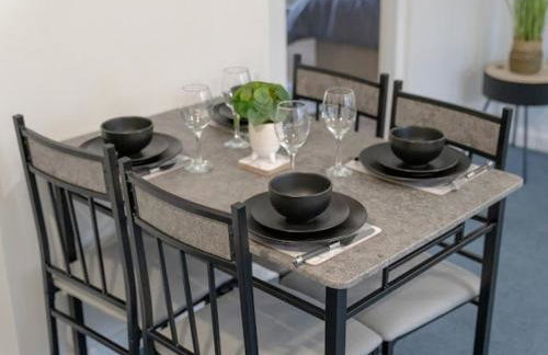 Elegant 2BR Escape Ideal for Long Stays - Foto 22