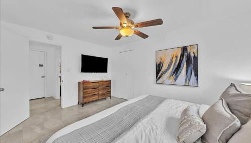 Sunny Days Getaway, 5BD Heated Pool Family Home! - Foto 5