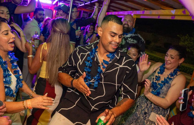 Balade en chiva rumbera à Carthagène + Fête dans une discothèque - Foto 3
