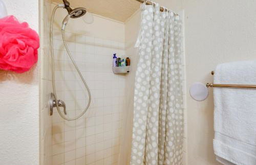 5 Mi to Museum of the North Studio with Yard! - Foto 12