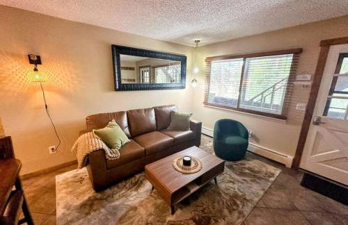 Winter Haus, Winter Park 2 bedrooms corner unit w outdoor patio walking distance to the Center of town - Foto 5