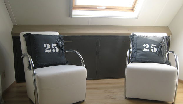 Rural Holiday Home With Outdoor Pool & Sauna - Foto 3, Zimmer