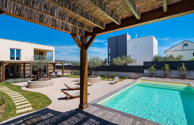 Nice Villa With Private Pool, Fenced Garden, Roofed Terrace, Near the Beach - Foto 25