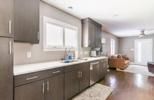 2 Bed Stay with Updated Bath and Kitchen - Foto 14