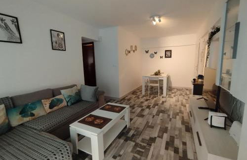 Apartamento Alhóndiga El Palo - Photo 3