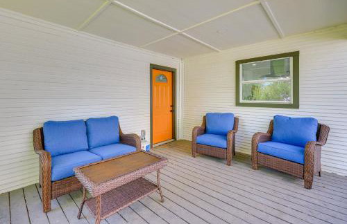 1 Mi to Dtwn San Antonio Sleek Bungalow with Yard! - Foto 3