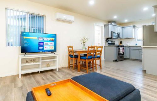 Cozy Glendora Home Walk to Route66 Near Disneyland - Foto 1