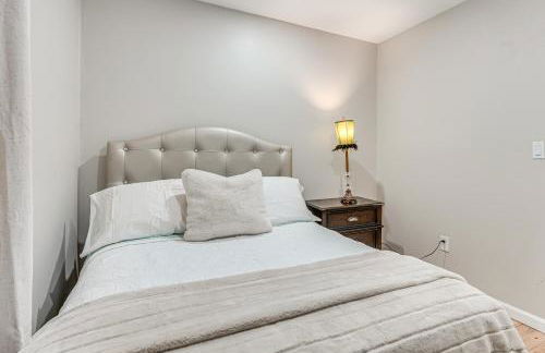 Shop, Hike, Golf and Swim Inviting Deer Park Escape - Foto 19