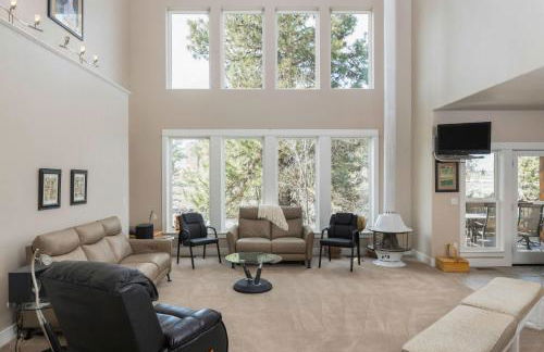 6BR - 6 King Beds - EV - 10min Downtown - Foto 18