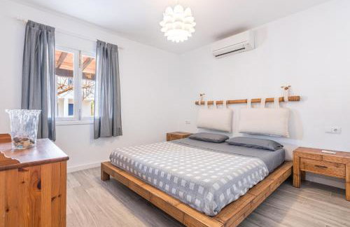 Sestanyolet - Foto 24