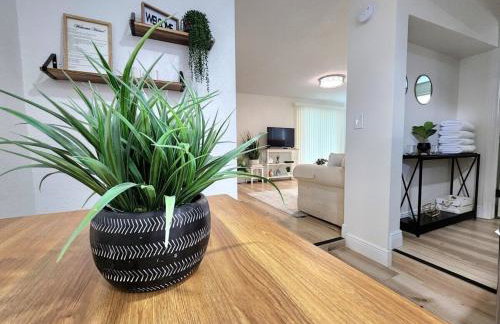 Charming And Cosy, Newly Remodeled St Petersburg - Foto 8