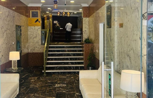 Safari Hotel Apartments - Photo 2