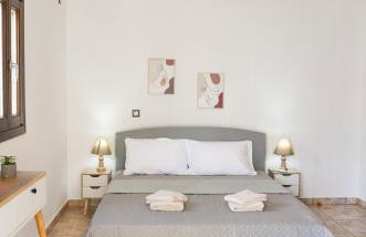 Cozy Sea View Home in Drios, Near Beaches and Shops - Photo 5