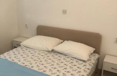 Very spacious - fully air conditioned - apartment nearby Vir bus station - Foto 13