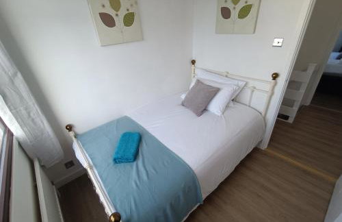 Grace's Place in Soham - Photo 16