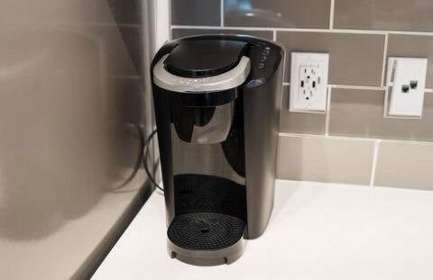 High-Rise Apartment with Panoramic Skyline Views - Foto 2