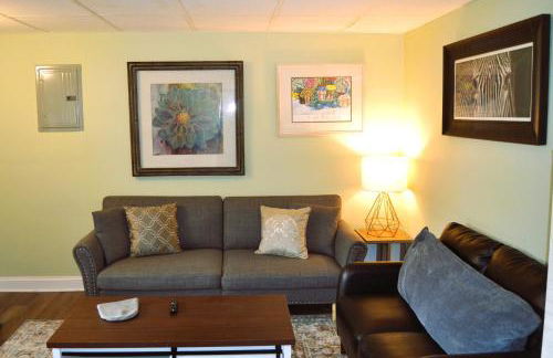 Grand Red - six-bedroom apartments near the UND campus - Foto 13