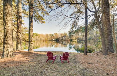 Lakefront Raleigh Home with Deck 12 Mi to Downtown! - Foto 1