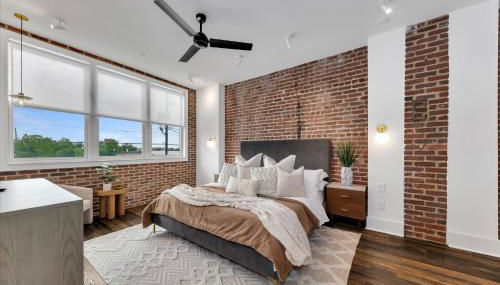 204- Modern retreat w elevator & BBQ - Foto 1