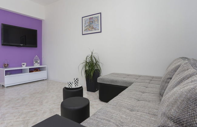 Apartment in Katel Gomilica Near Beach - Foto 9