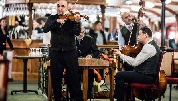 Crociera con cena e musica - Foto 5, Musica a bordo