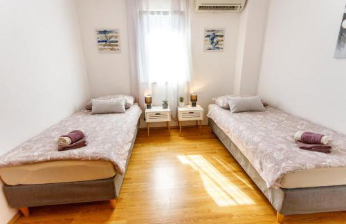 Villa NONO Jure - Private Pool & Jacuzzi, Milna Brač - Photo 15