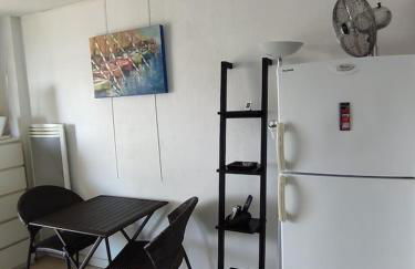 VUE MER- BEAU STUDIO - TERRASSE ABRITEE - Wi-Fi - CLIMATISATION - PARKING GRATUIT-Classé 3 étoiles - Foto 10