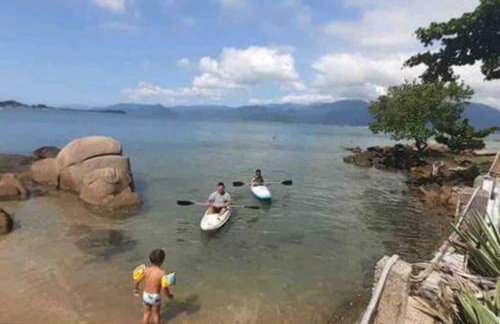 Casa Alto Padrão Frente A Praia - Foto 13