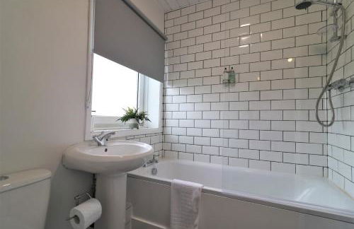 Signature - Caldercruix House - Foto 20