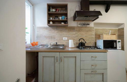 Hemingway's Shelter - Photo 8