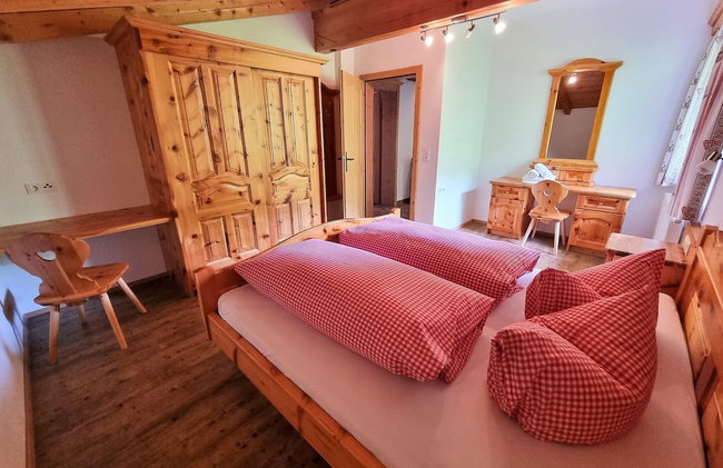 Holiday Home in Finkenberg With Terrace - Foto 4