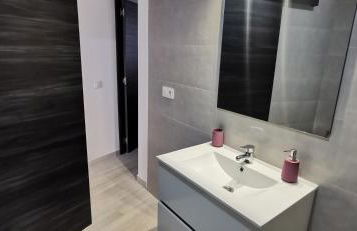 Situación inmejorable. Céntrico y tranquilo - Foto 25