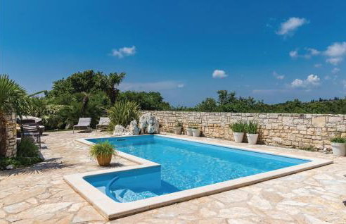 Three-Bedroom Holiday Home In Stifanici - Foto 6
