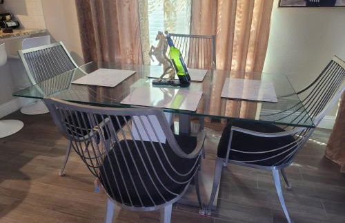 Beautiful Modern & Luxury House - Foto 9