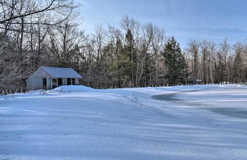 Berkshires Home on 11 Acres with Pond and 2 Fire Pits! - Foto 35