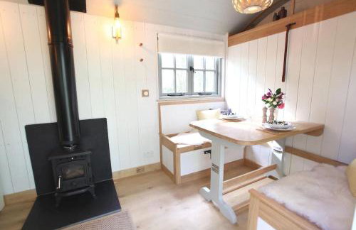 Hut at Nettle and Dock - Foto 7